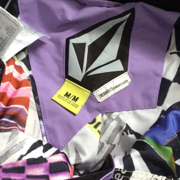 Volcom snowpants - Picture 3 of 5